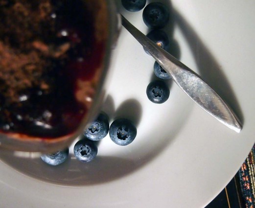blueberry chocolate pot